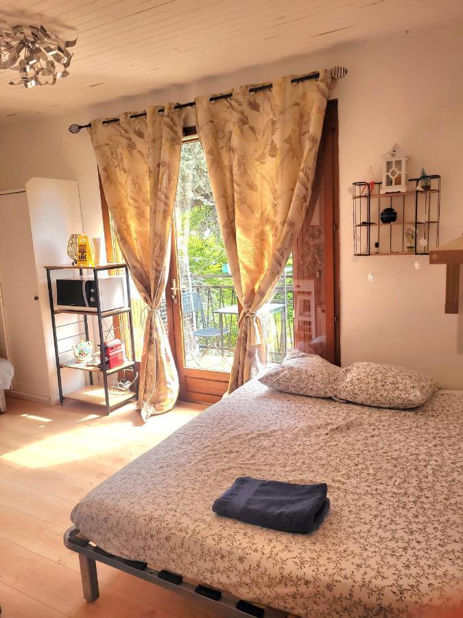 Diamant Studio Classe 3 Etoiles Saint-Germain-en-Laye Exterior photo